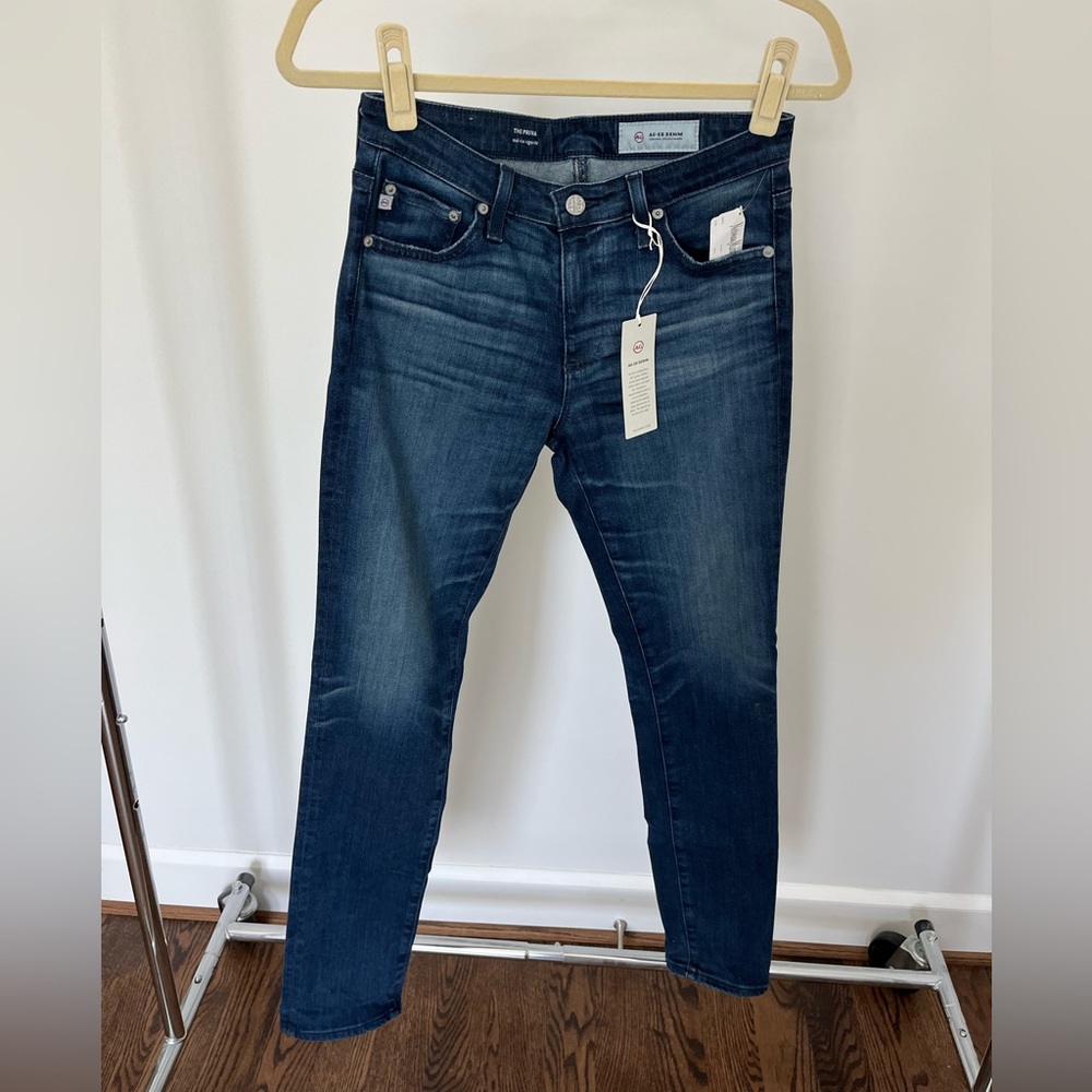 NWT Dark Wash Frame The Prima Jeans